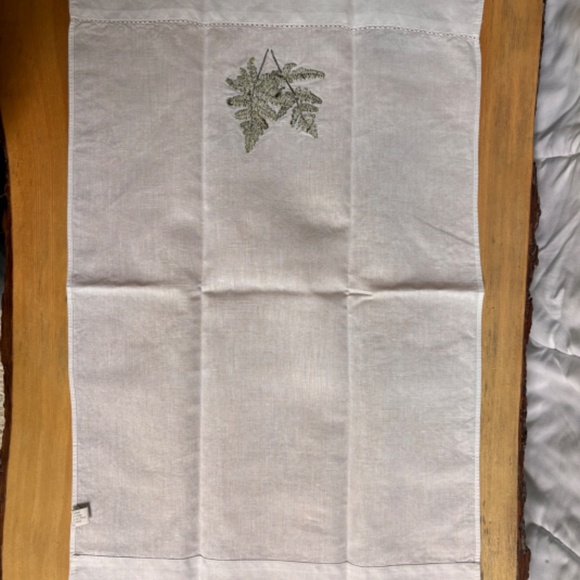 Vintage Fern Frond  Embroidered Tea Towel - Picture 3 of 6